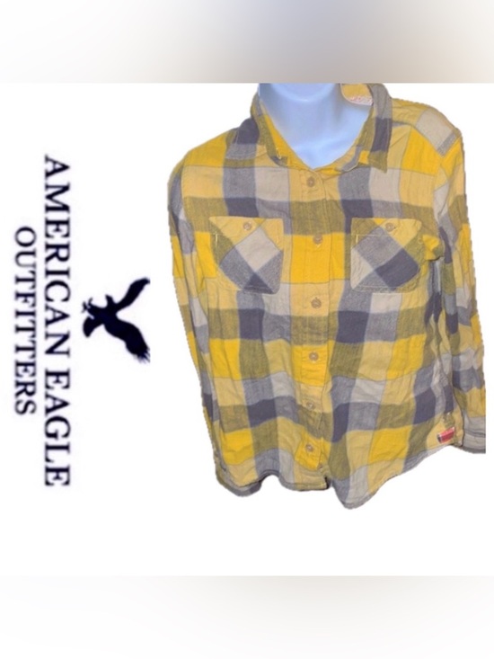 American Eagle Outfitters Tops - FREE with Purchase‼️ American Eagle Outfitters Flannel🦅 💛🩶🤍